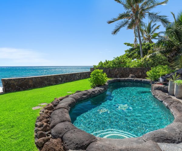 Makaha_Hawaii_sea_view
