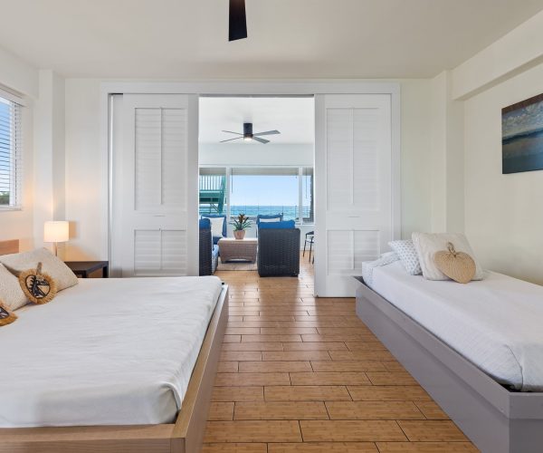 Makaha_Hawaii_shared_bedroom_3